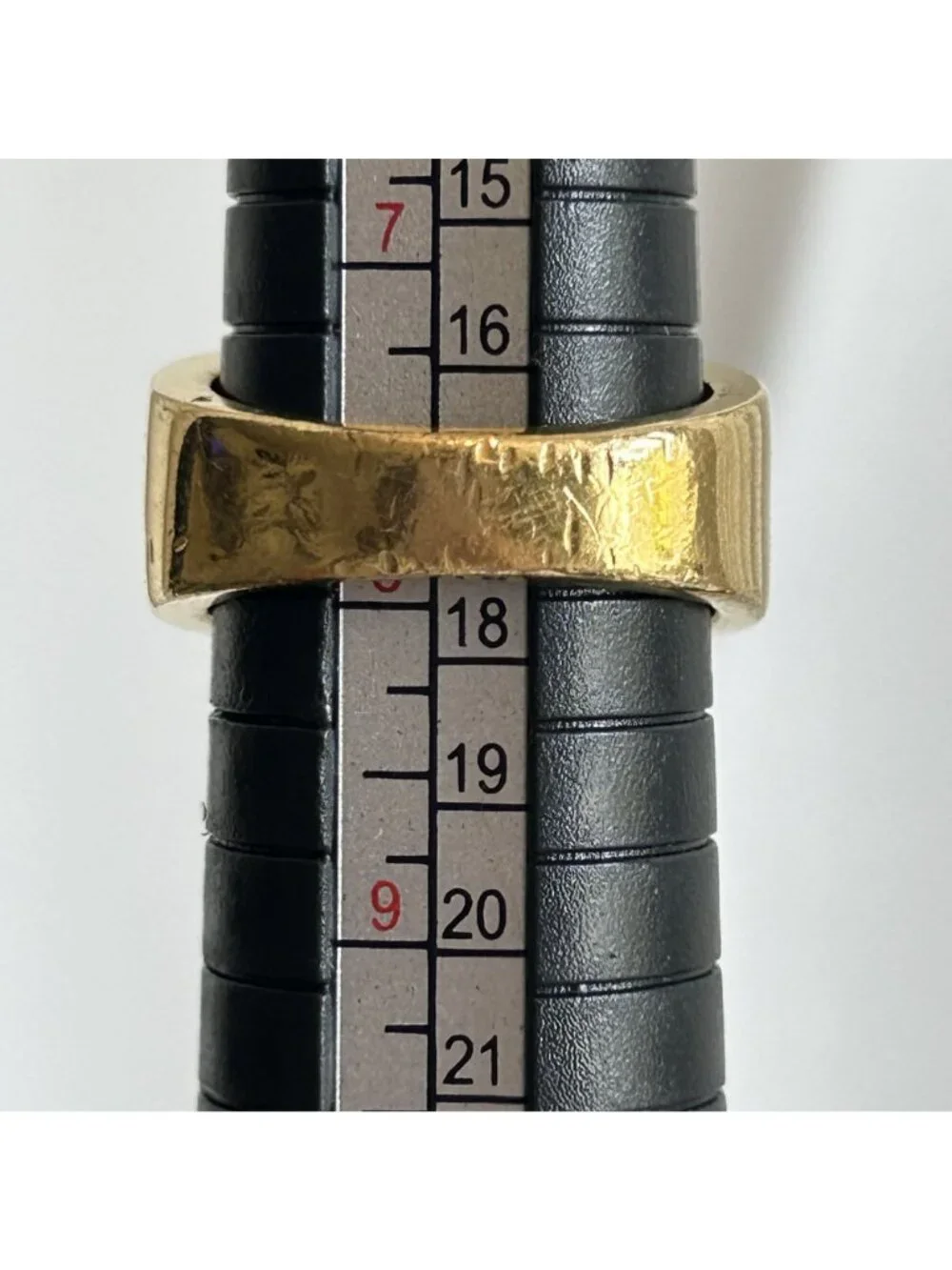 Avon Black Enamel Rhinestone XX Ring Size 8 Kisses Gold Tone Y2K Retro 2002